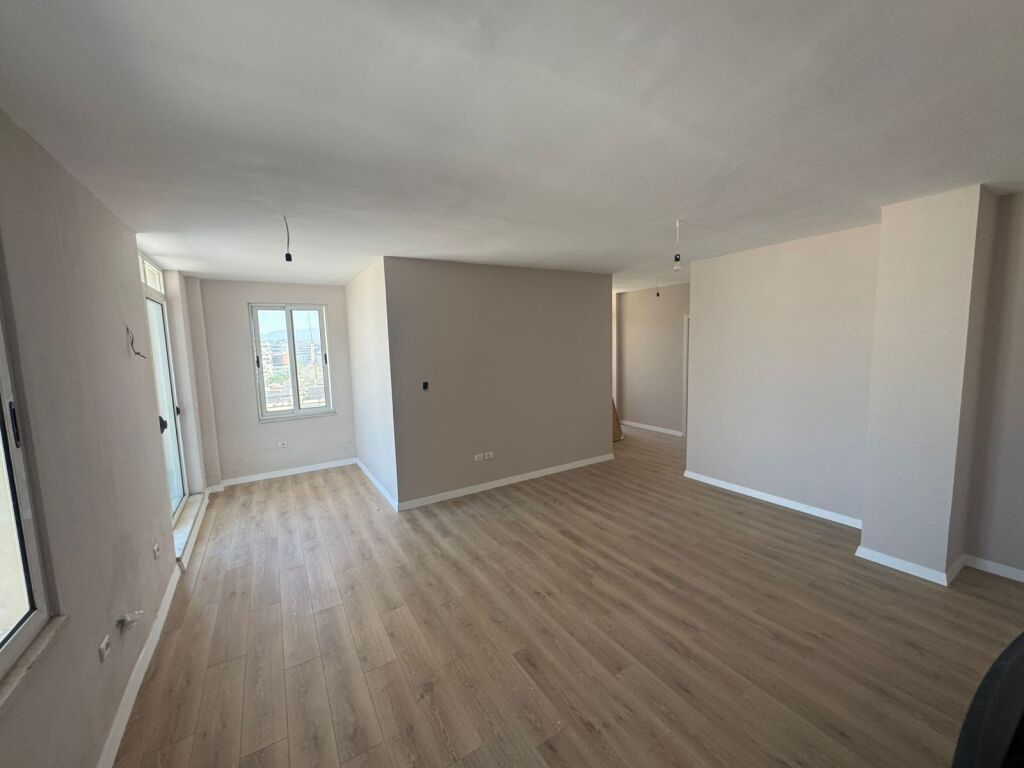 Apartment for sale 2+1+2, Astir