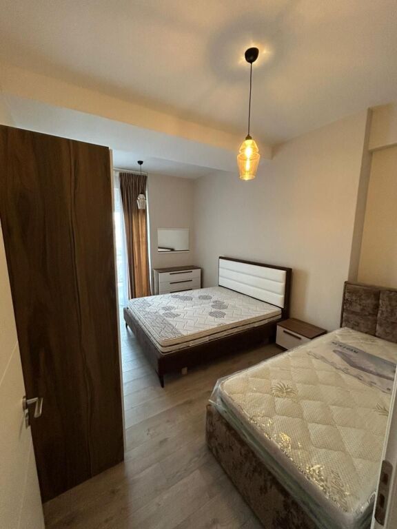 Apartament 1+1 me qera ne Xhamllik