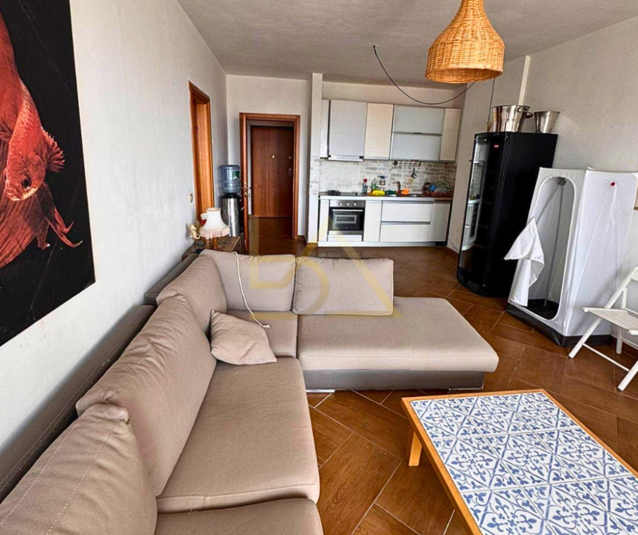 Shitet Apartament – Sarandë