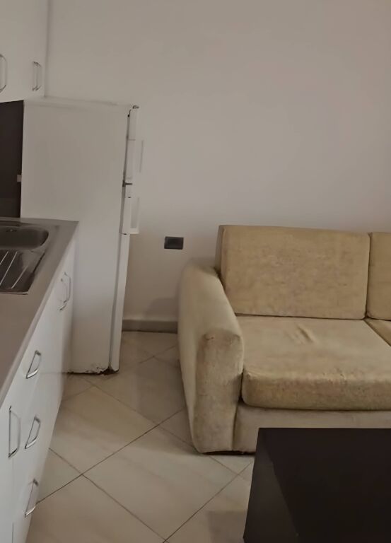 Apartament 1+1 me qira – Laprakë, Rruga Llazar Shapatini !