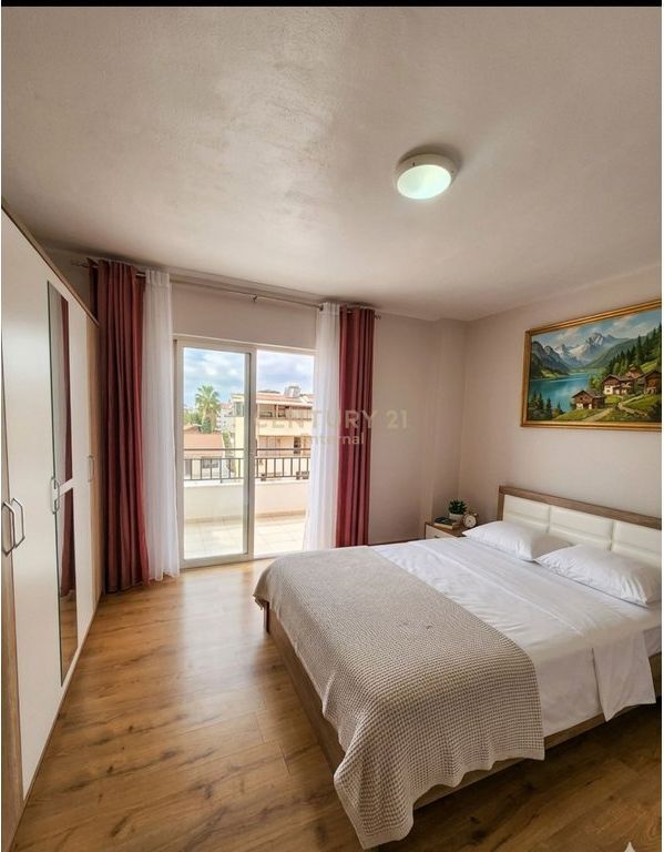 Apartament modern 2+1 me qira ne Xhamllik