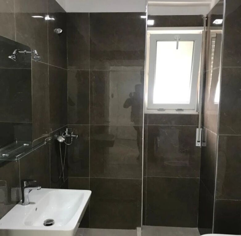 Qera | Apartament 1 + 1 | Spitali Amerikan 2 | 560 €/muaj