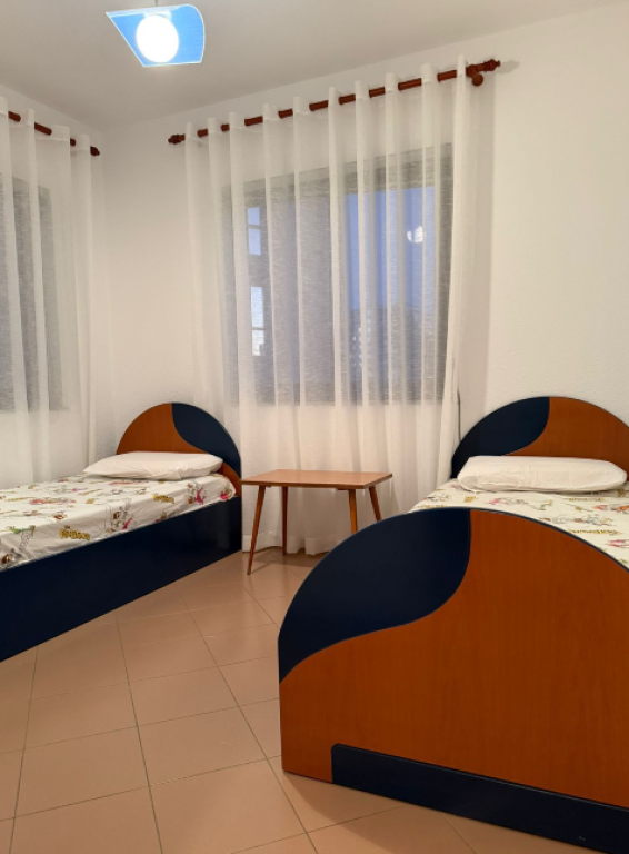 JEPET ME QIRA APARTAMENT 2+1+2 – Rruga e Kosovarëve