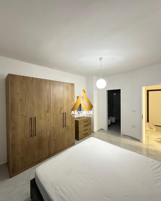 AFFITTASI APPARTAMENTO 2+1+2 COMPLESSO JOLLA, ASTIR, TIRANA