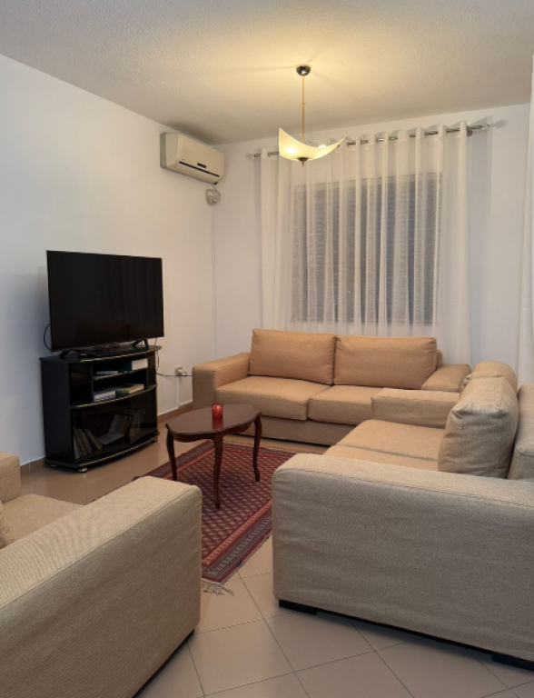 JEPET ME QIRA APARTAMENT 2+1+2 – Rruga e Kosovarëve
