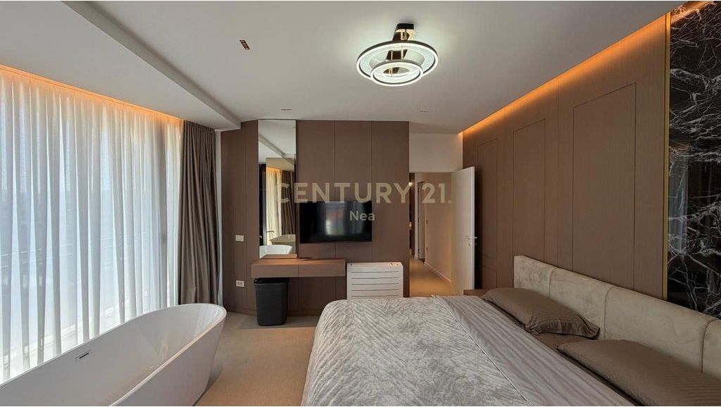 APPARTAMENTO 2+1 DI LUSSO AL GOLDEN TOWER