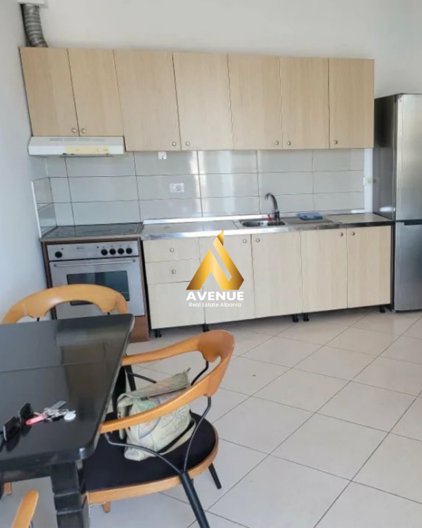 Jepet me qira apartament 1+1, Yzberisht – Pallatet Cabej