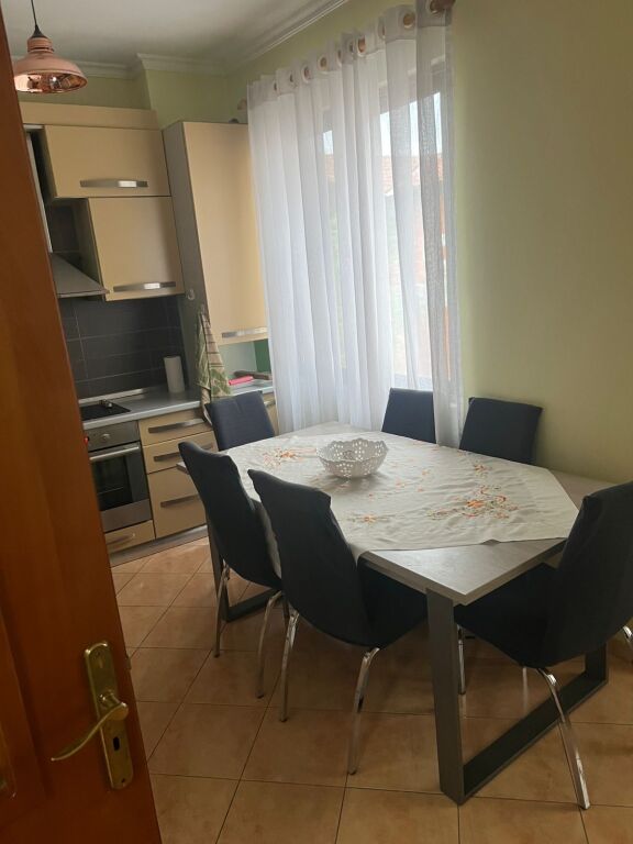 Affittasi appartamento 3+1 ad Astir 📍