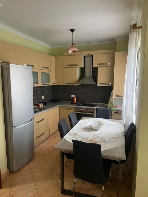 Affittasi appartamento 3+1 ad Astir 📍