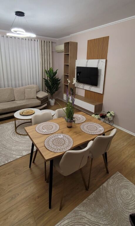 Apartament me Qera 2+1+2 – Komuna e Parisit