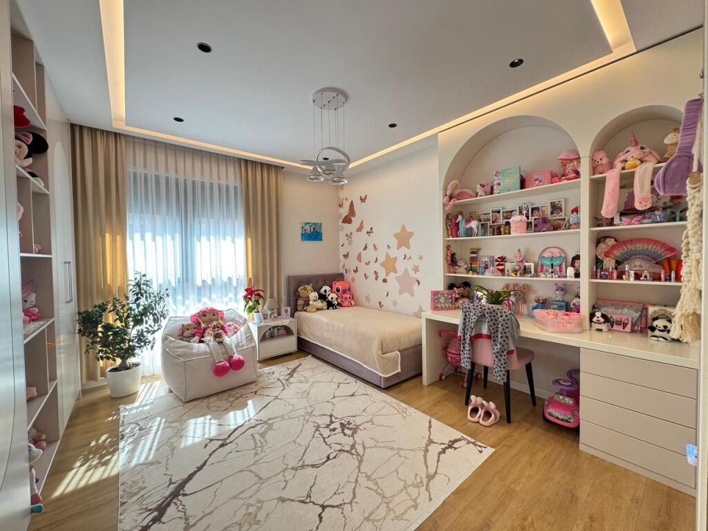 Shitet - Liqeni i Thate - GBI