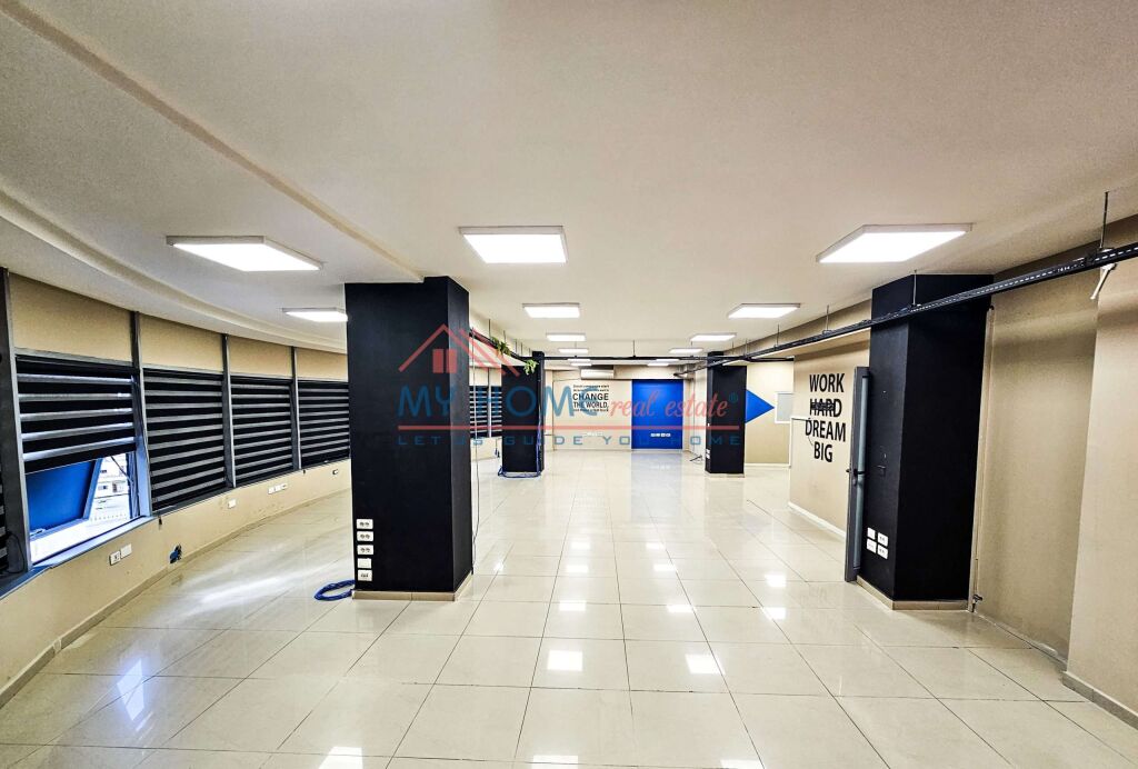 Zyre tek Kompleksi Halili ne Tirane