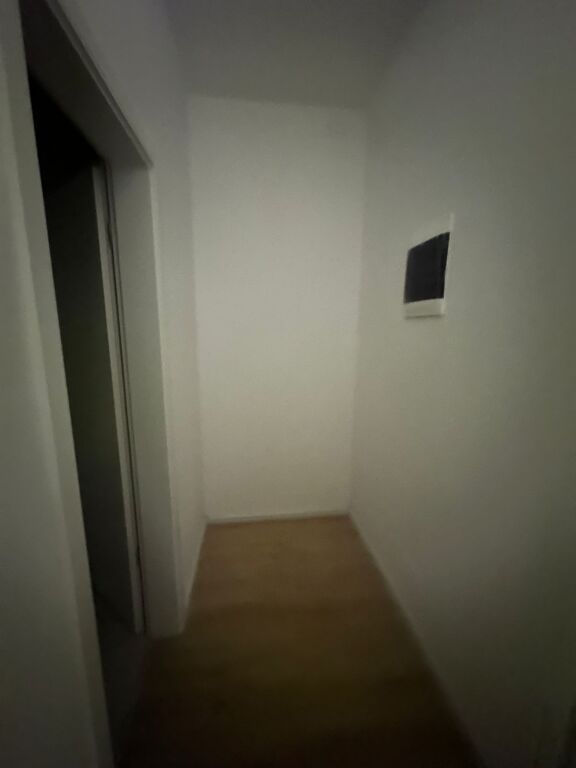 Shitet garsoniere – Kompleksi Kadiu