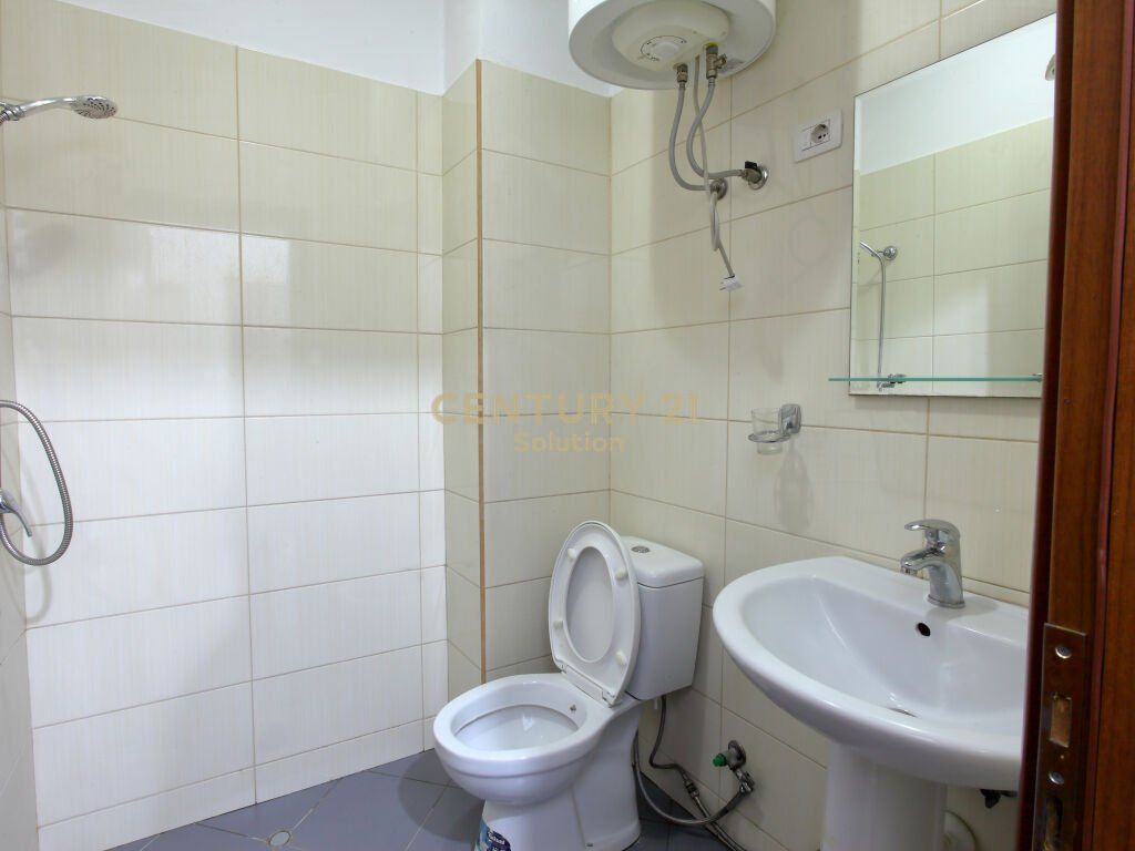 APARTAMENT 1+1 PER QIRA NE ASTIR!