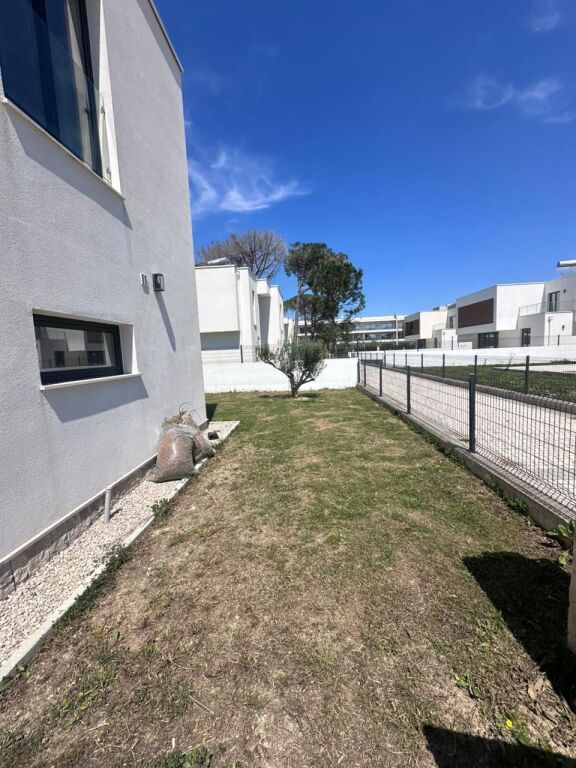 SHITET VILE LUKSOZE SAN PIETRO RESIDENCE, GJIRI I LALEZIT, DURRES