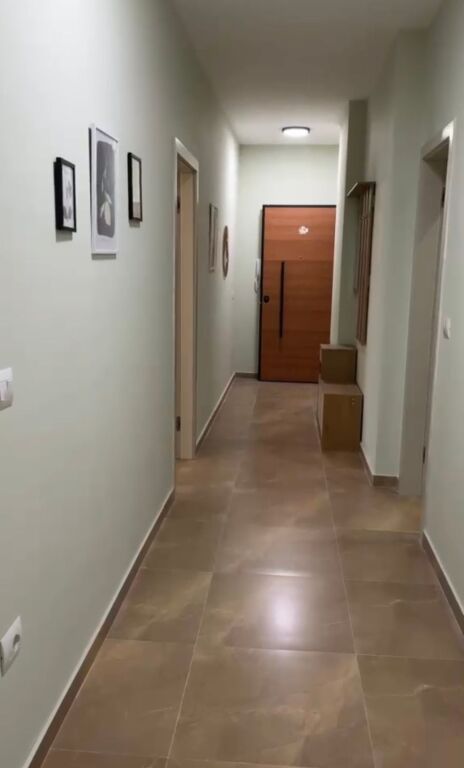 Affittasi 2+1+2 Zogu i Zi 85.000 lek