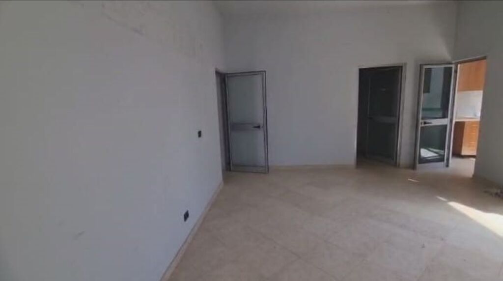 Qera | Ambjent Biznesi | Rruga Myslym Shyri | 1000 €/muaj