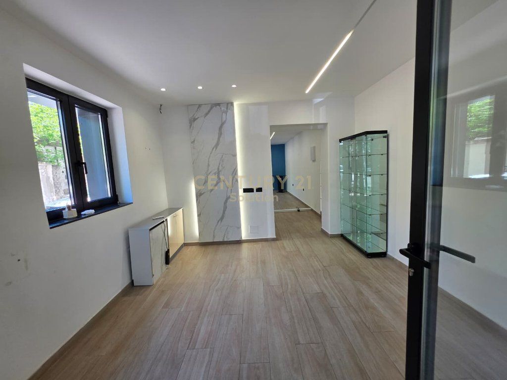 JAPIM PER QIRA DYQAN BUZE RRUGES FORTUZI!