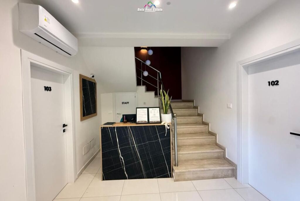 Hotel Me Qera Ne Qender ( ID BH25) Tirane