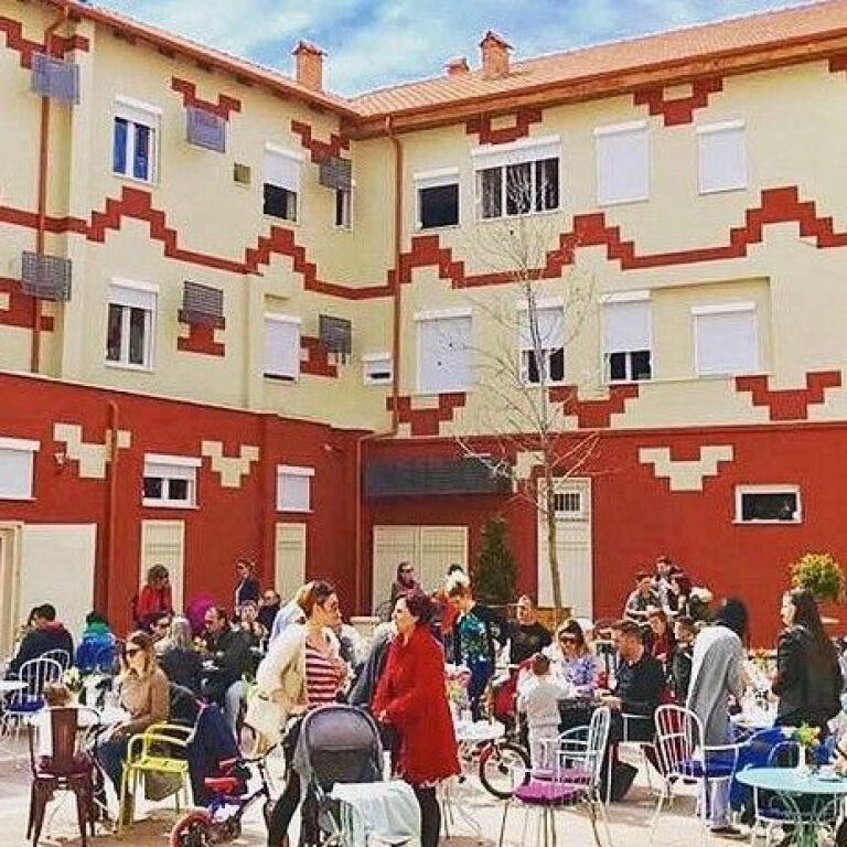 🏡✨ Shitet Apartament 2+1+2 – Pazari i Ri ✨🏡