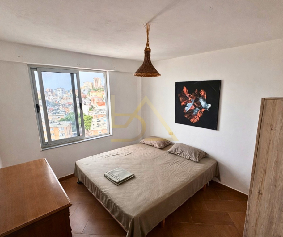 Shitet Apartament – Sarandë