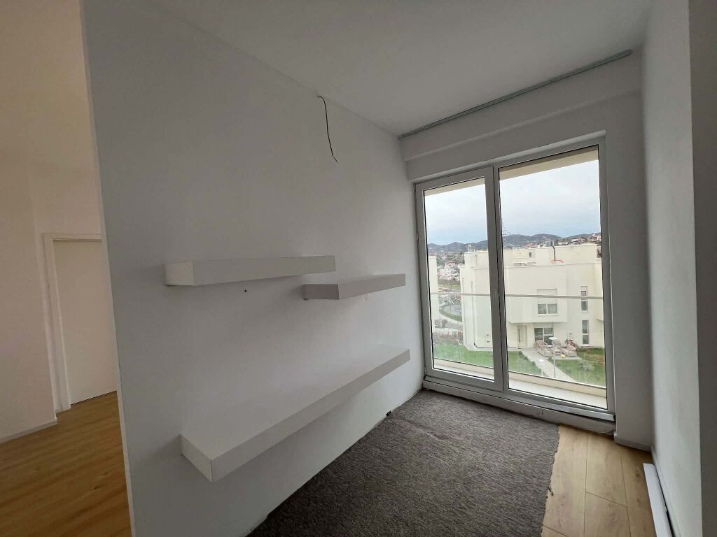 JEPET ME QERA VILA - Kompleksi ABA, Tirane