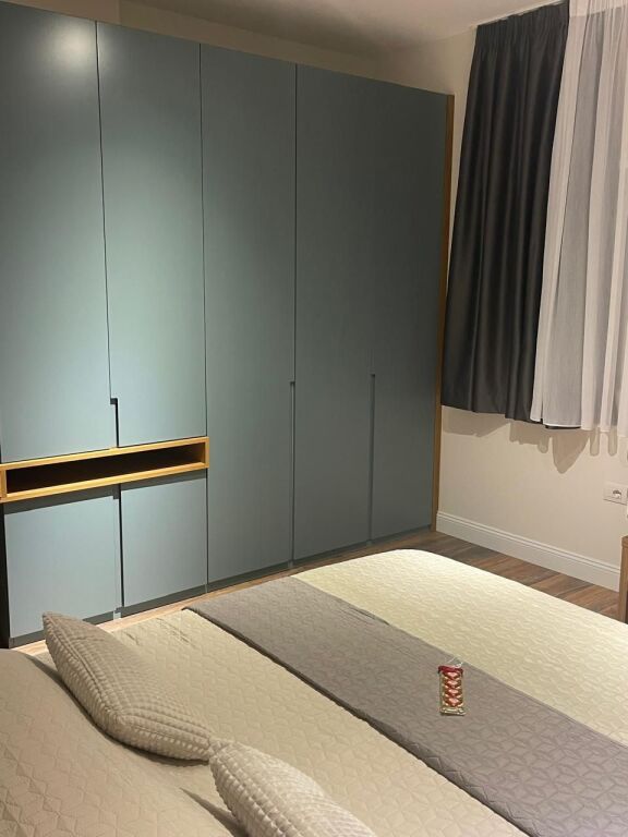 Qira, Vile, Liqeni i Farkes