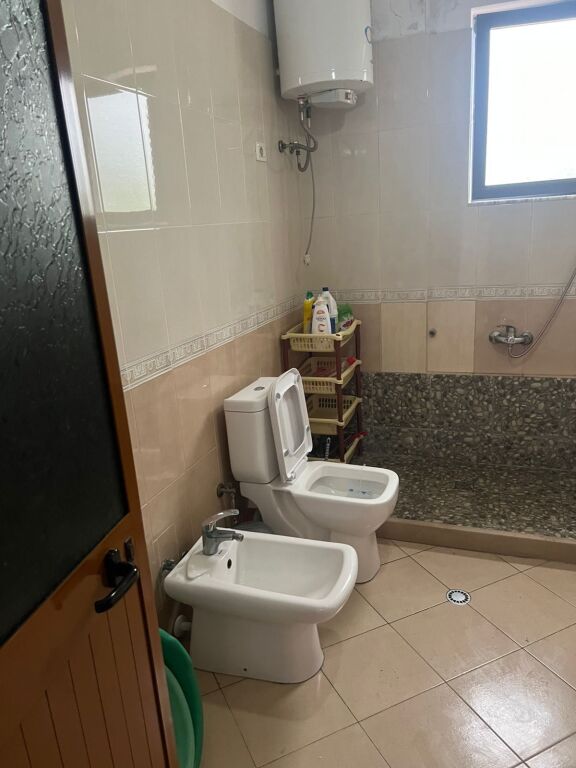 Affittasi appartamento 3+1 ad Astir 📍