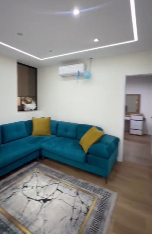 Affittasi 2+1+1 Fusha e Aviacionit 750 mila lek