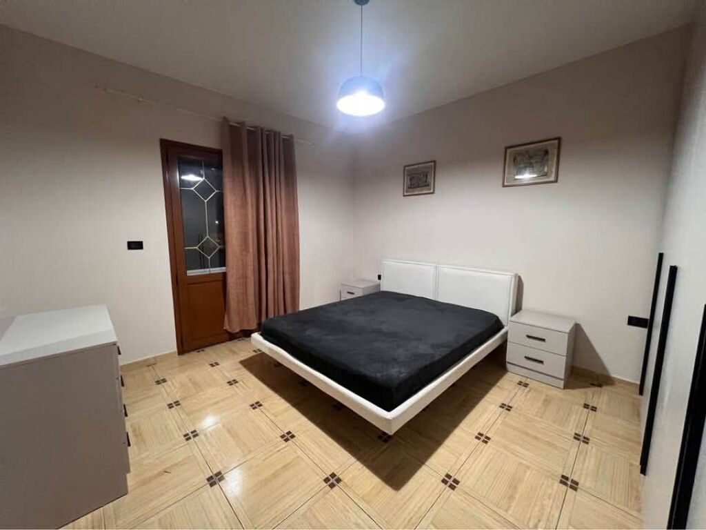 JEPET ME QIRA APARTAMENT 1+1+2 BALLKONE - Rr.ALBANOPOLI, TIRANE