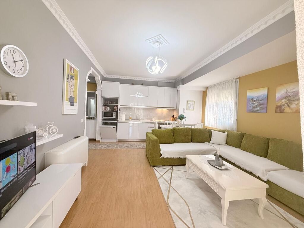 APARTAMENT 1+1 NË SHITJE – LUNGOMARE, VLORË