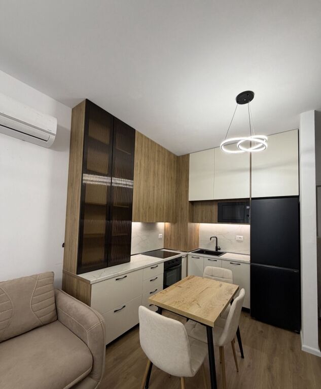 Jepet me qera Apartamenti 1+1 , Ali Dem Kompleksi Kadiu 450 Mije leke