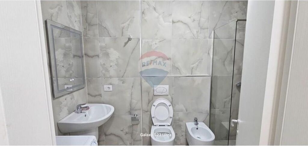 Appartamento in affitto a Oasis Residence,