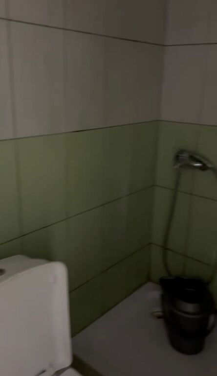 Kodra e Diellit, vicino all'autostrada, appartamento 1+1 in affitto 30.000 leke   