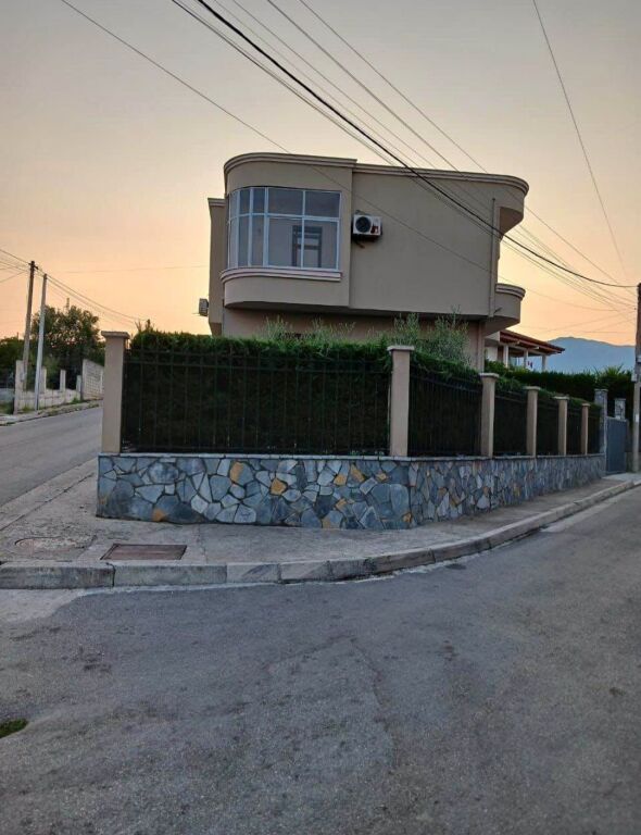 SHITET VILË 2-KATËSHE – BABRRU, PRANË XHAMISË, TIRANE