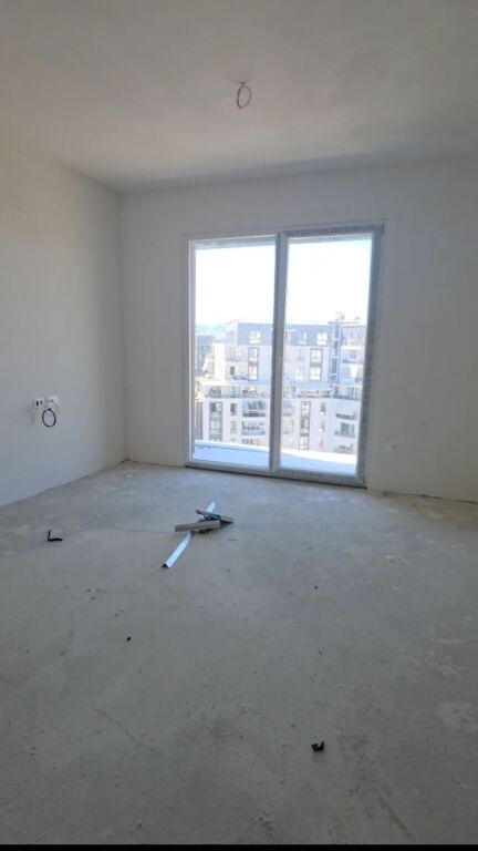 Vendesi in vendita 2+1 + Posto Auto 📍 Ex Campo di Aviazione, Tirana