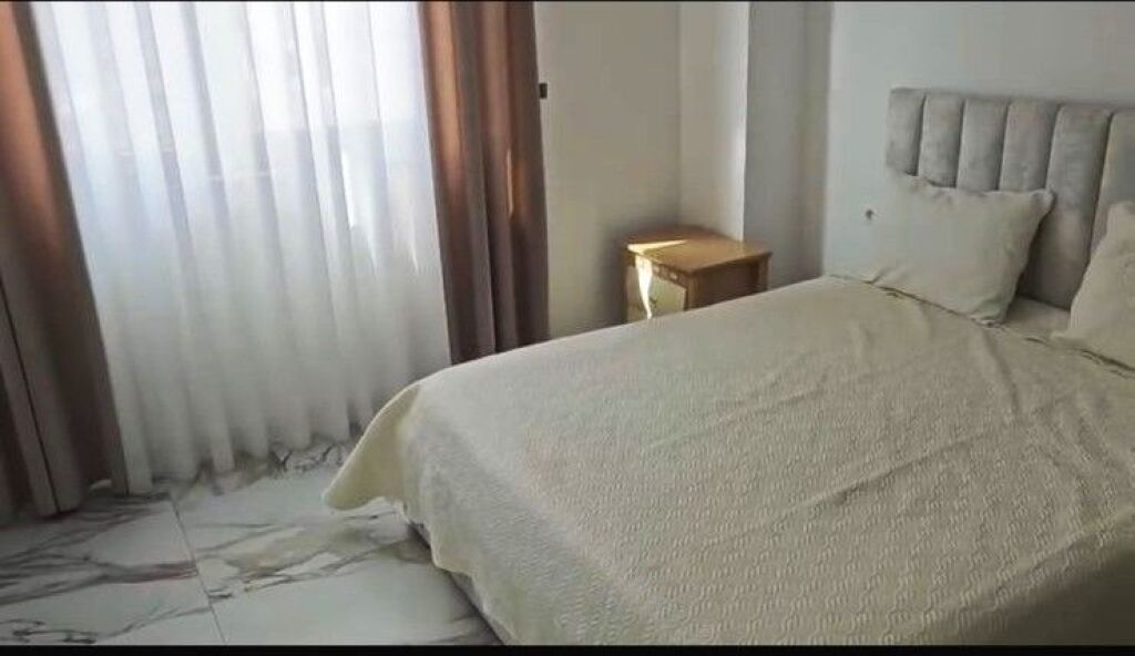 🏢Ish Fusha Aviacionit,prane Supermarket Spar jepet me qera apartament 2+1+2+post parkimi i mobiluar 800Euro