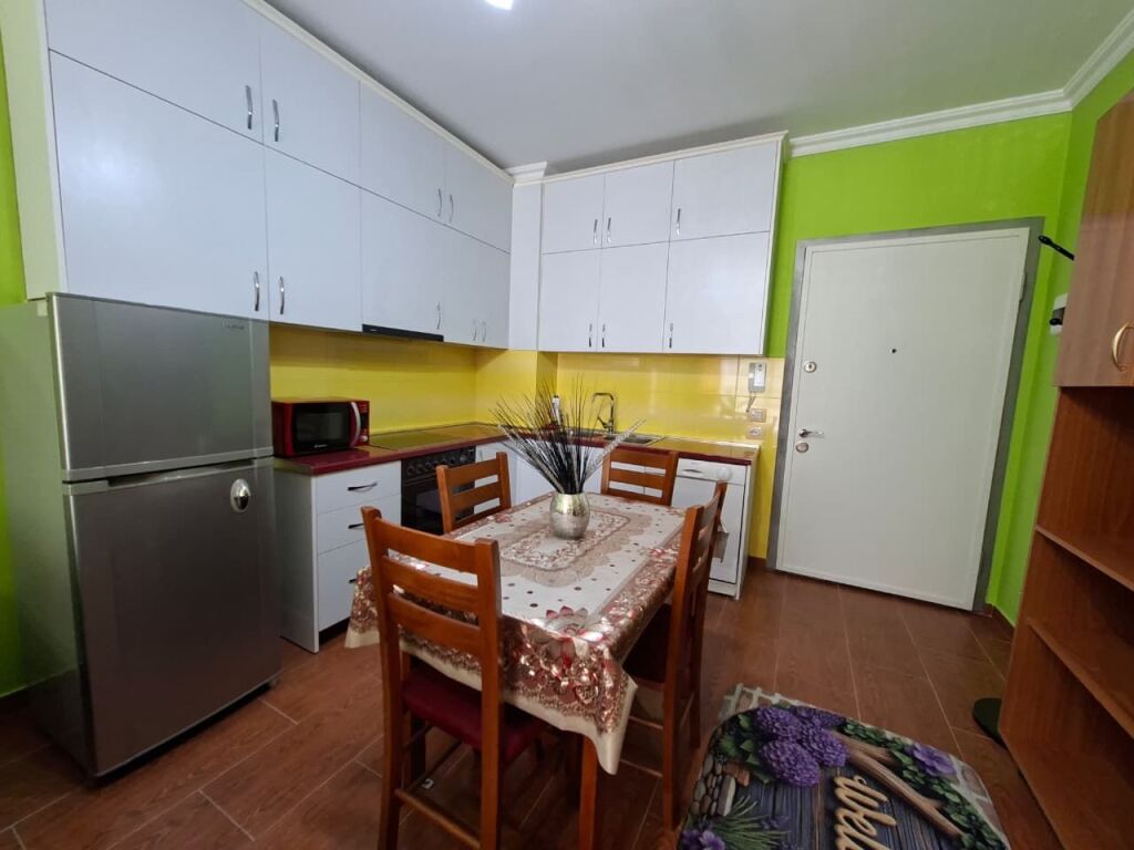 Appartamento 1+1 in affitto a 21 Dhjetori