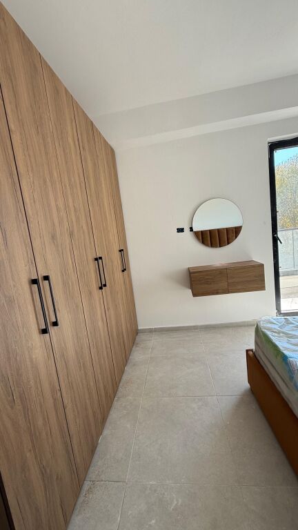 Shitet apartament 1+1 Tek Pishat e Buta (Mali Robit)