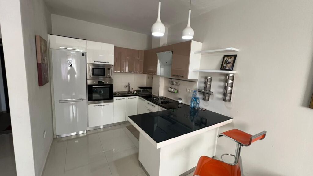 APARTAMENT 1+1 ME QIRA NE ASTIR