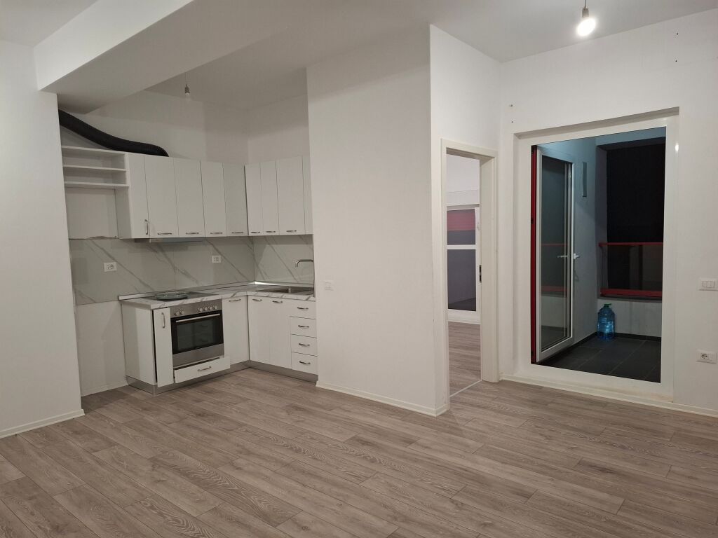 Appartamento 2+1+deposito In Affitto (320€) - Ali Demi