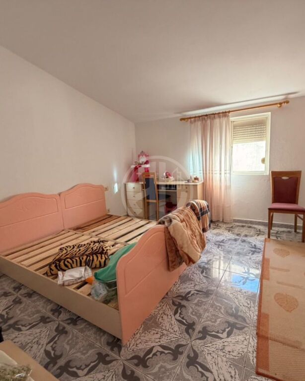 Apartament Papafingo për shitje