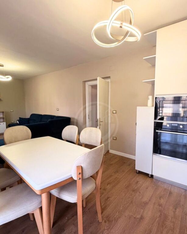 Apartament për shitje