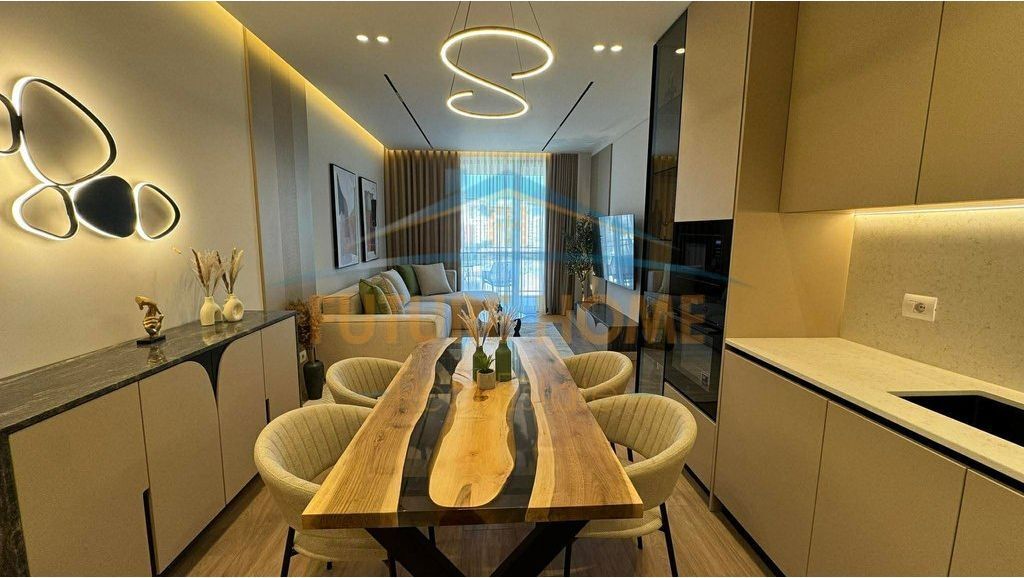 Shitet Apartament 2+1+2, Golden Tower Residence, Mine Peza