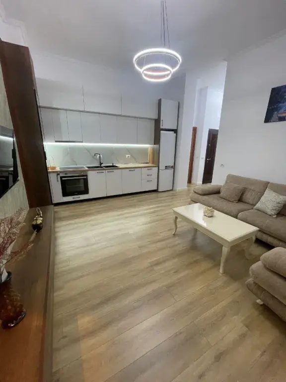 Affitto | Apartament 2 + 1 | Astir | 500 €/mese