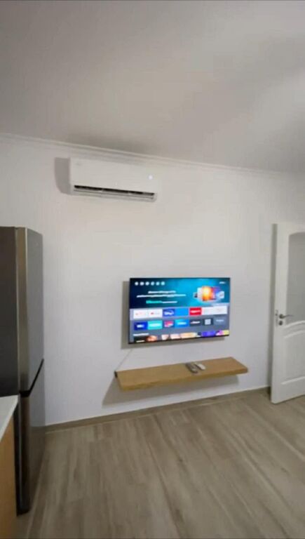 Jepet me qira apartament 1+1 Rr. Kavajes