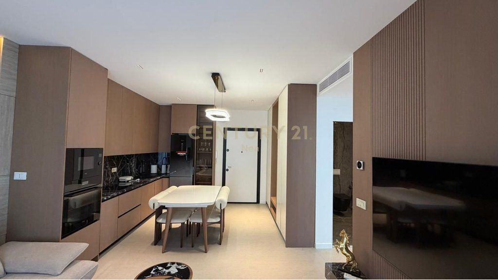 SUPER APARTAMENT LUKSOZ 2+1+ POST PARKIMI ME QIRA TE GOLDEN TOWER