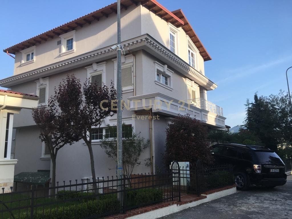 MJULL – BATHORE, KOMPLEKSI AKACIA HILLS – SHESIM VILË LUKSOZE 4-KATËSHE