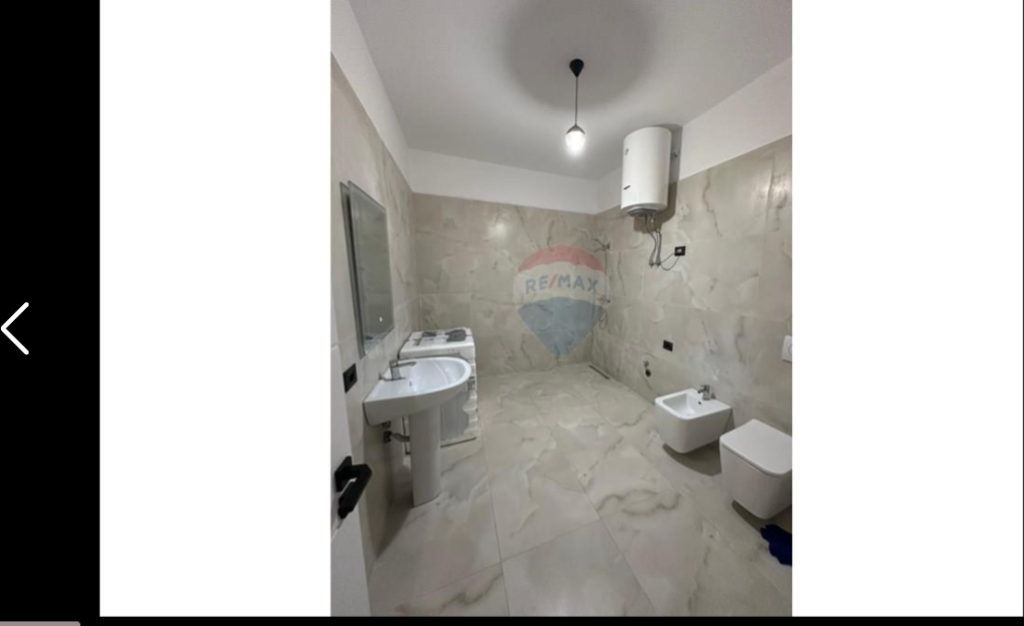 Apartament per qera 2+1 + post parkimi ne Paskuqan