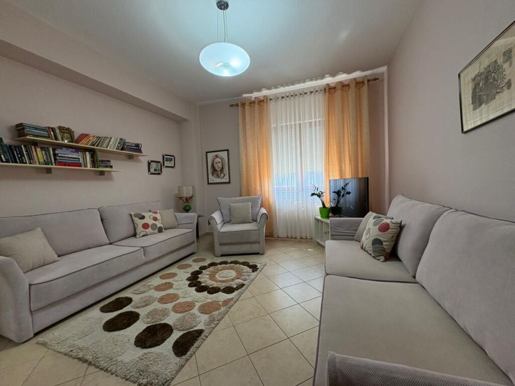 Apartament 2+1 tek Rruga e Kavajes